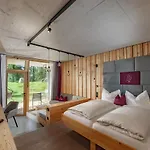 Naturhotel Laerchenhof 4*
