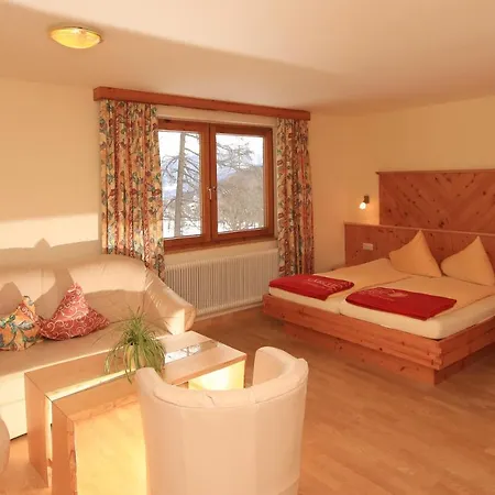 Naturhotel Laerchenhof 4* ラムサウ・アム・ダッハシュタイン