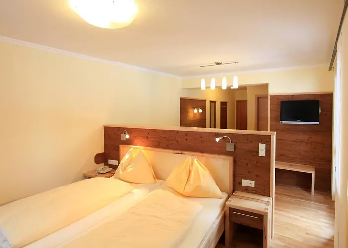 Hotel Naturhotel Laerchenhof 4*